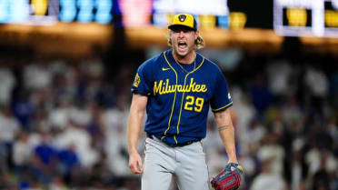 Trevor Megill cierra la victoria de los Cerveceros en
