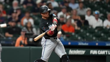 Heriberto Hernández's RBI single 