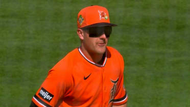 Kevin McGonigle takes away a hit from Konnor Griffin