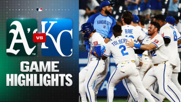Bobby Witt Jr. walks it off for the Royals win