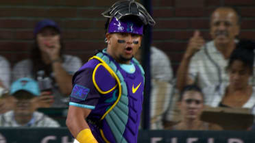 D-backs strike 'em out, throw 'em out