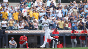 Brice Turang's solo home run (6)