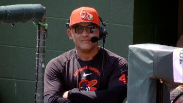 Miguel Cairo on Coby Mayo