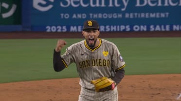 Padres' triple play confirmed after review