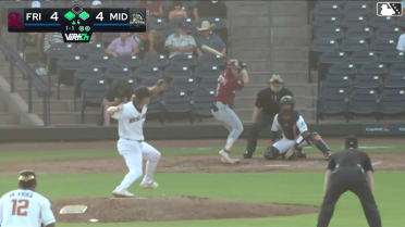 Dylan Dreiling singles on a ground ball to right fielder Devin Taylor. Frainyer Chavez scores. Rafe Perich to 3rd.