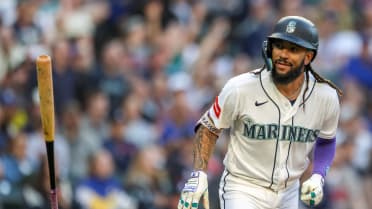 J.P. Crawford's two-run home run (4)