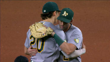 Elvis Alvarado induces groundout for A's win