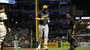Jackson Chourio's two-run homer (19)