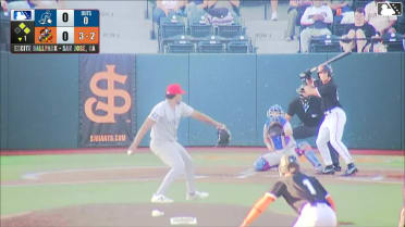 Lorenzo Meola doubles (34) on a ground ball to left fielder Bobby Blandford. Josuar Gonzalez scores. Luis Hernández to 3rd.