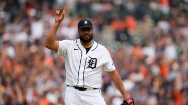 Kenley Jansen earns the save