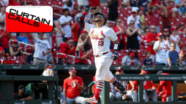 Iván Herrera, Leo Bernal's 8th inning home runs