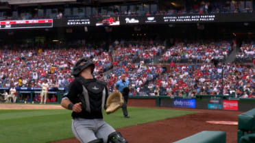 Drew Romo's great catch in foul territory