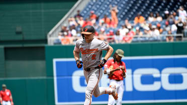 Gunnar Henderson's solo home run (10)