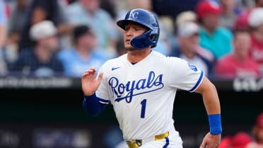  Isaac Collins impulsa carrera con doble 