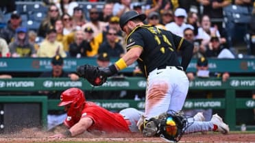 Nick Gonzales logra out en home en el 8vo