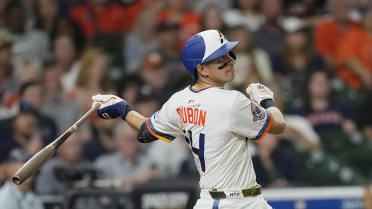 Mauricio Dubón's two-run single