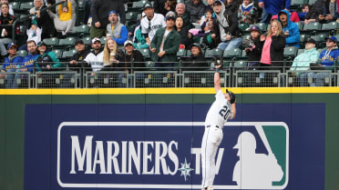 Bonita atrapada de Luke Raley