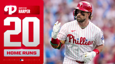 Bryce Harper da HR de dos carreras