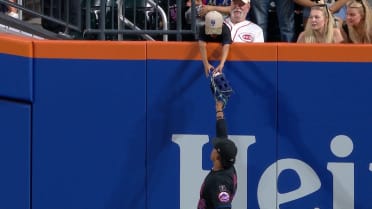 Juan Soto gives young fan a ball