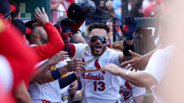 Herrera y Bernal lideran remontada de Cardenales en 8va entrada