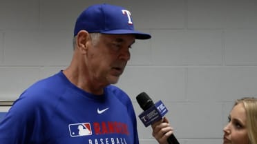 Bruce Bochy on Kumar Rocker, facing George Kirby