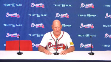 Brian Snitker on Ozzie Albies' injury, 6-2 loss