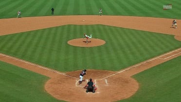 Mauricio Dubón's RBI single