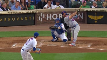 Pete Alonso's solo homer (18)