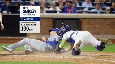 Carson Benge saca a Freeman con tiro a 100 mph  