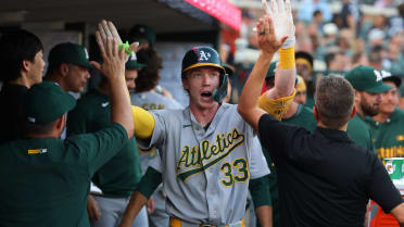 Henry Bolte's solo home run (3)