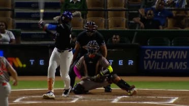 Estevan Florial trae dos con jonrón
