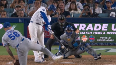 Freeman pega el hit de la ventaja 