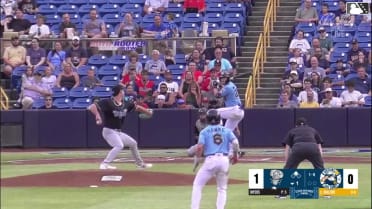Aaron Walton doubles (21) on a sharp line drive to left fielder Myles Naylor. Tommy Hawke scores.