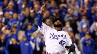 Johnny Cueto shuts down the Mets in Game 2