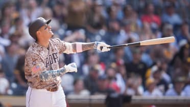 Manny Machado's walk-off winner!