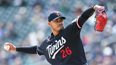 Taj Bradley poncha a 7 en 7 entradas