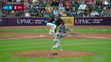 Josue Briceño's second homer of the game