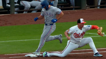 Wyatt Langford reaches on single after challenge