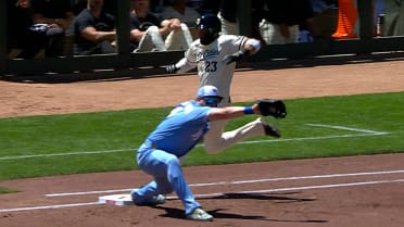 Royce Lewis out at first after challenge