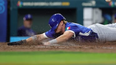 Sam Antonacci scores on wild pitch