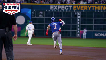 Field View: Willi Castro's lead-off home run