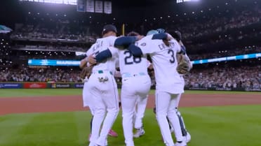 Matt Brash seals Mariners' win