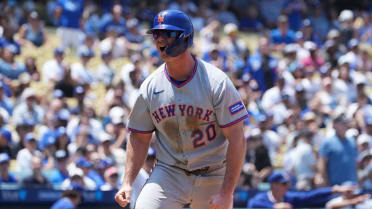 Yonder Alonso breaks down Pete Alonso's approach