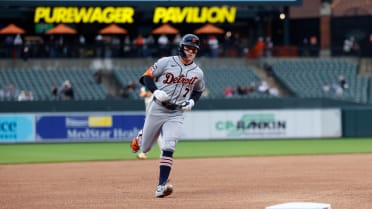 Kevin McGonigle's FIRST-PITCH home run! (3)