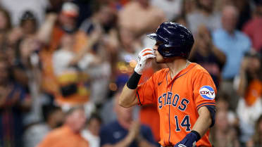 Mauricio Dubón's solo home run (6)
