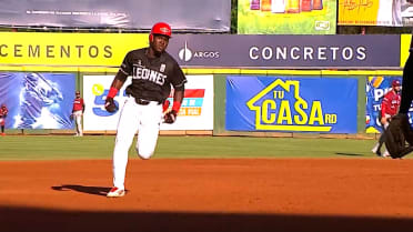 Héctor Rodríguez's two-triple game