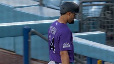 Ezequiel Tovar's sac fly 