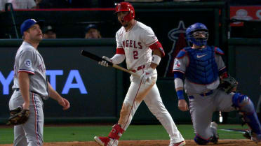 Oswald Peraza's solo home run (6)