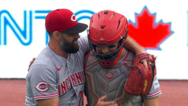 Rhett Lowder earns win in 5-1 victory