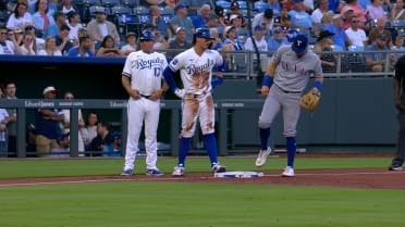 Witt Jr., Pasquantino complete the double steal
